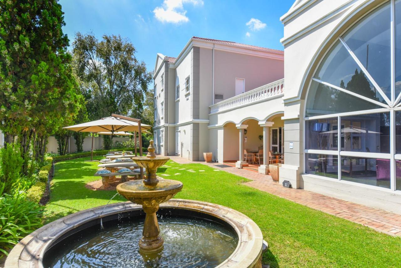 Mercure Johannesburg Randburg Hotel Exterior photo